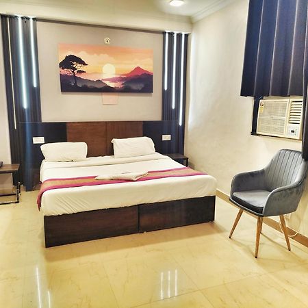 Airport Hotel The Terminal New Delhi Ngoại thất bức ảnh