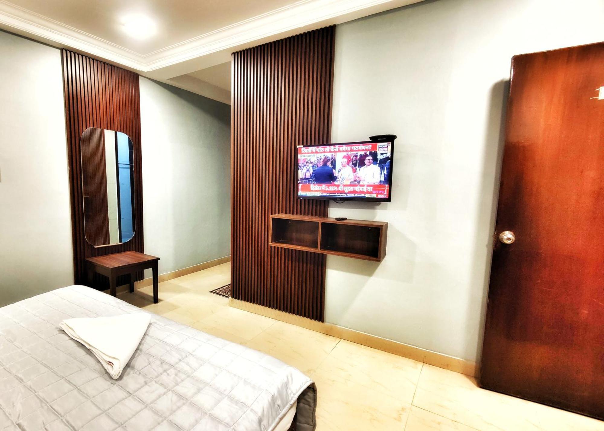 Airport Hotel The Terminal New Delhi Ngoại thất bức ảnh